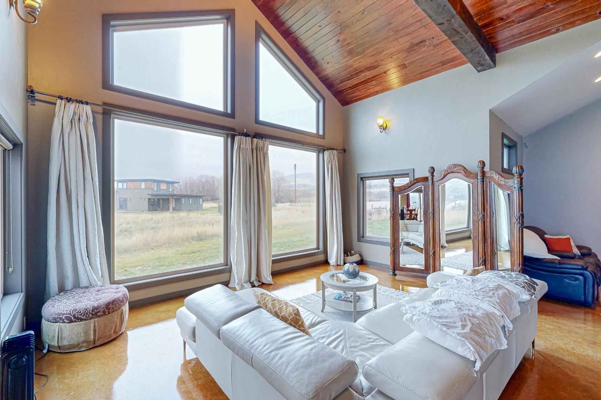Grapevine Lodge Dallesport Bagian luar foto